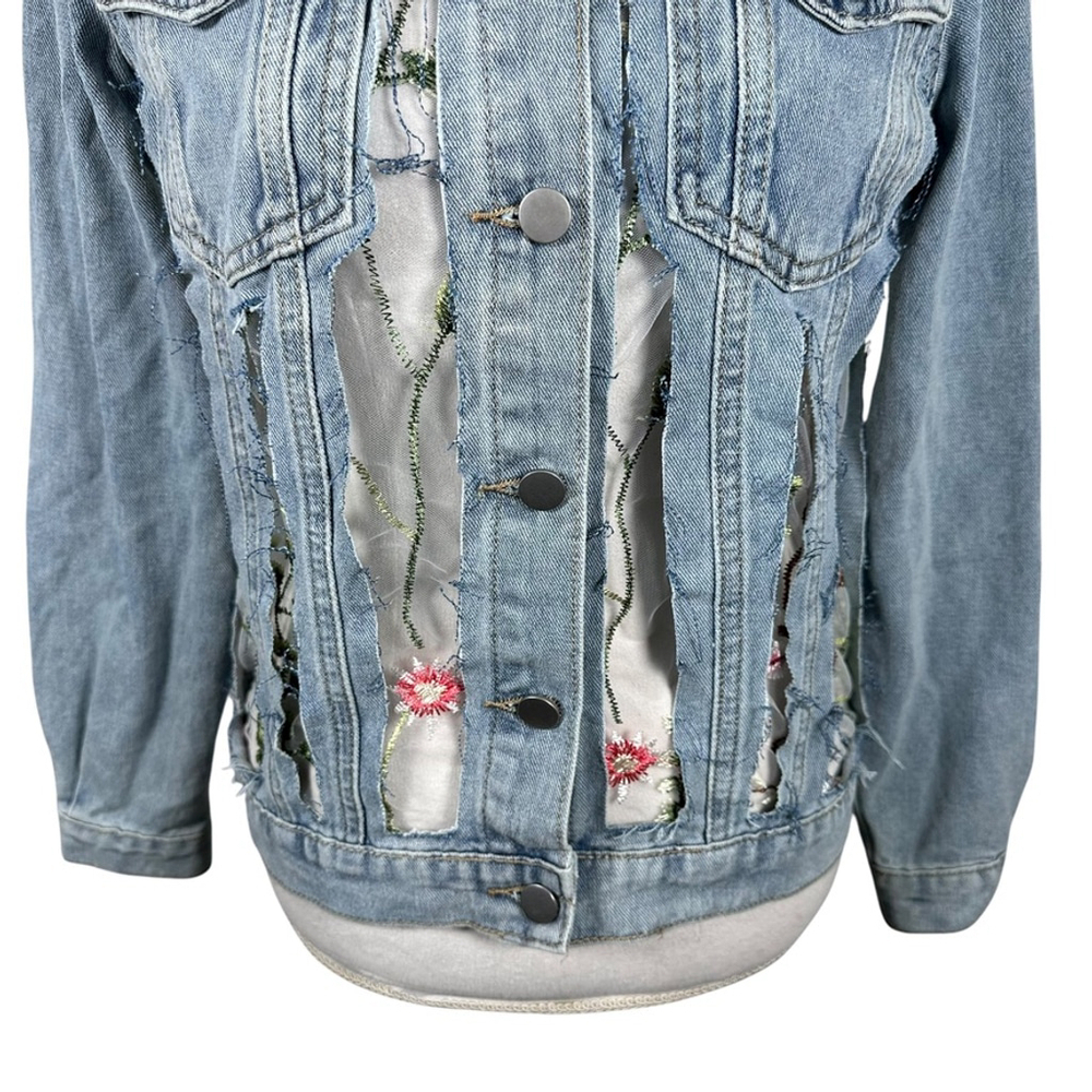 Davi & Dani Embroidery Mesh Jean Jacket Floral Light Wash Boho Womens Size S - Picture 4 of 14